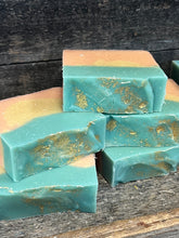 Load image into Gallery viewer, Bali Breeze Luxury Soap Bar